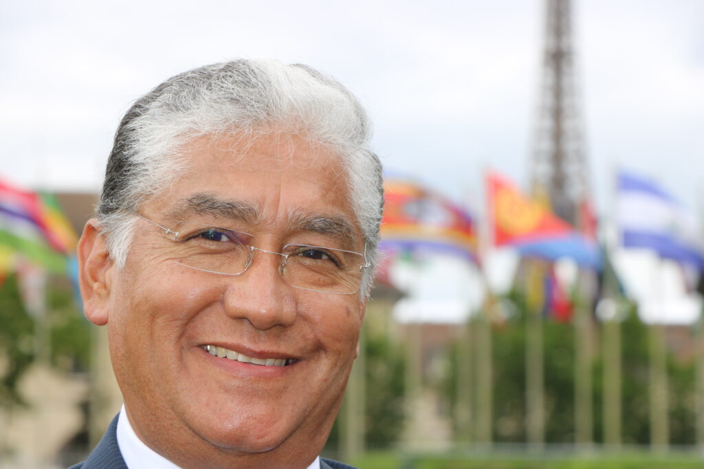 Rafael Enciso Sánchez SOSAPATEX Foro Global Ciudades Sostenibles UNESCO París